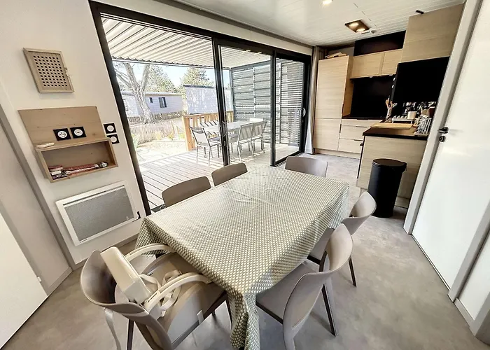 De Standing, 7 Couchages, Piscine Chauffee, Proche Et Commerces, Wifi Inclus - Fr-1-361-463