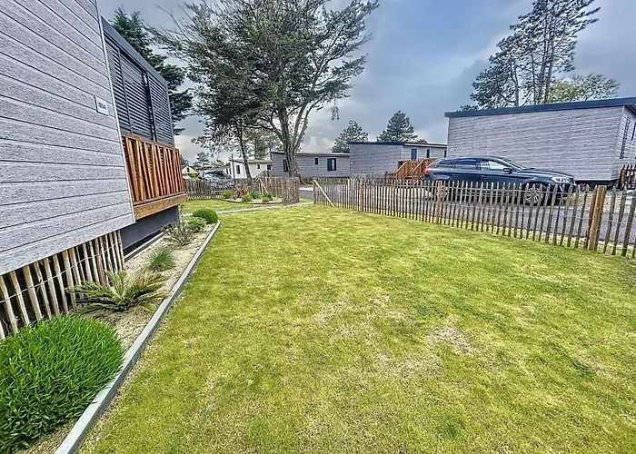 샬레 De Standing, 7 Couchages, Piscine Chauffee, Proche Et Commerces, Wifi Inclus - Fr-1-361-463